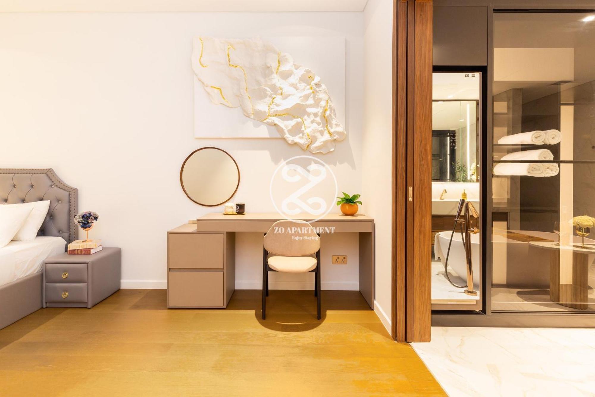 The Opera Apartment Cental Saigon Free Pool-Gym-Sauna Room- Golf Mini Thành Pho Ho Chí Minh Esterno foto