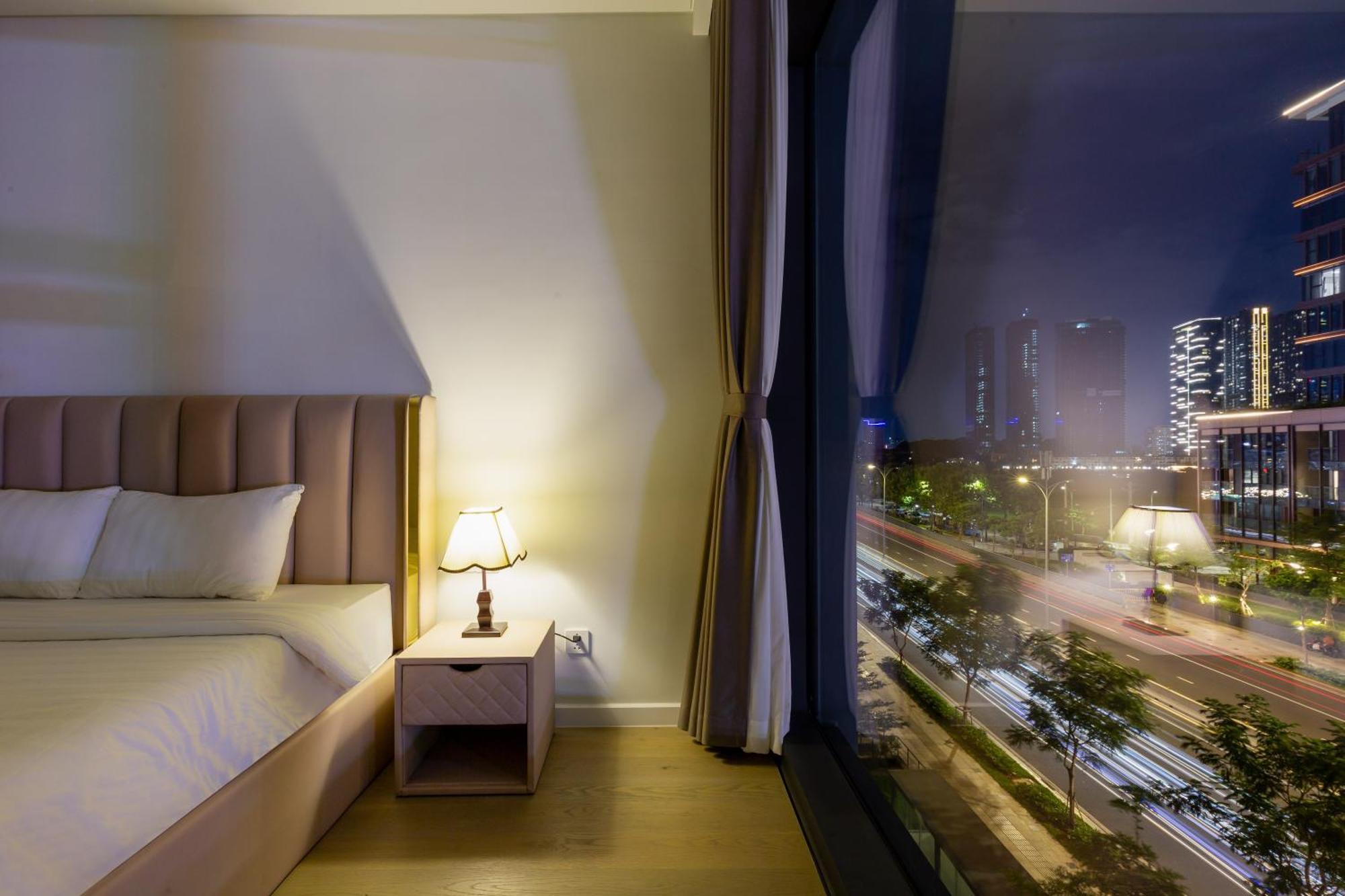 The Opera Apartment Cental Saigon Free Pool-Gym-Sauna Room- Golf Mini Thành Pho Ho Chí Minh Esterno foto