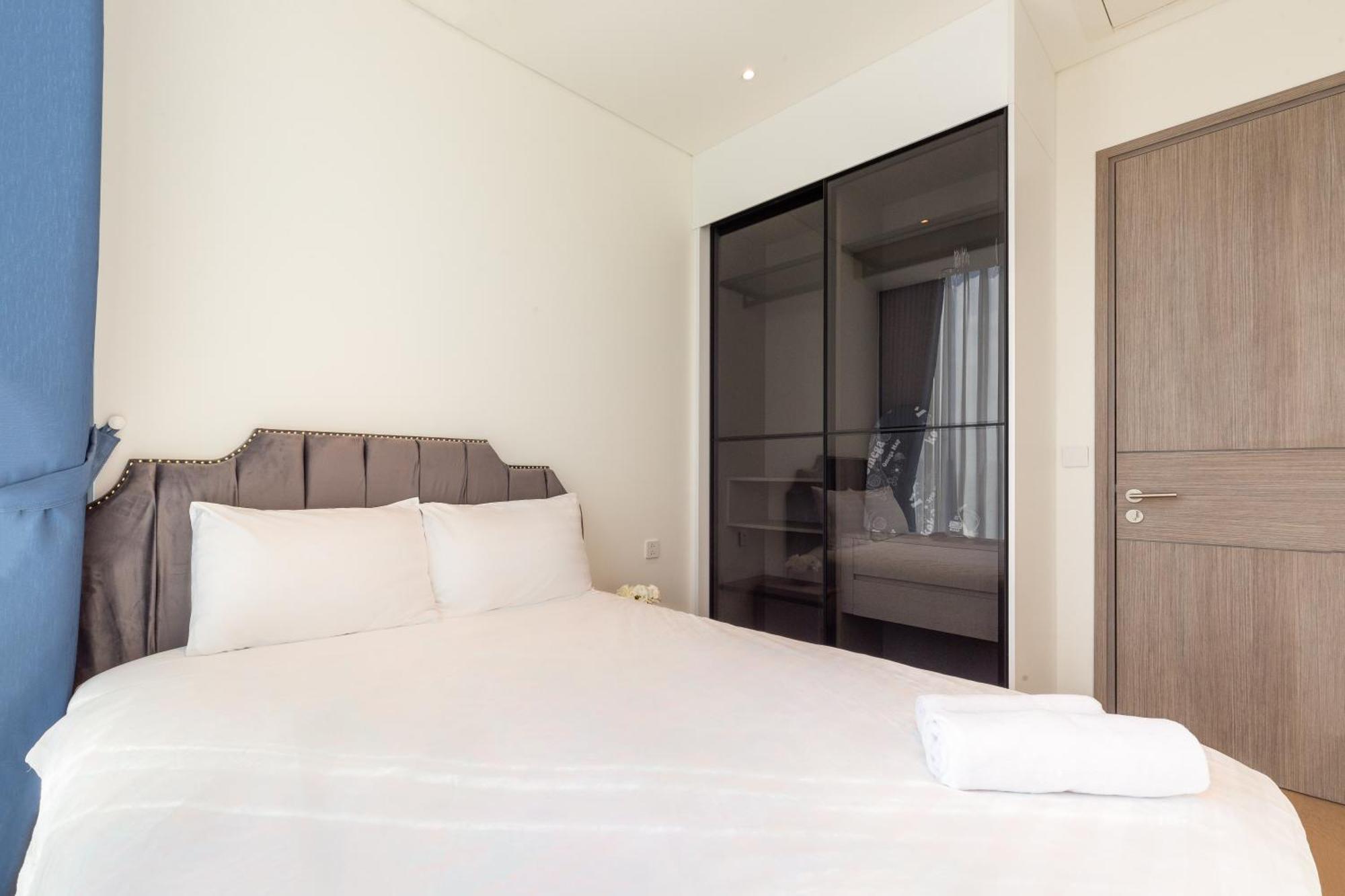 The Opera Apartment Cental Saigon Free Pool-Gym-Sauna Room- Golf Mini Thành Pho Ho Chí Minh Esterno foto