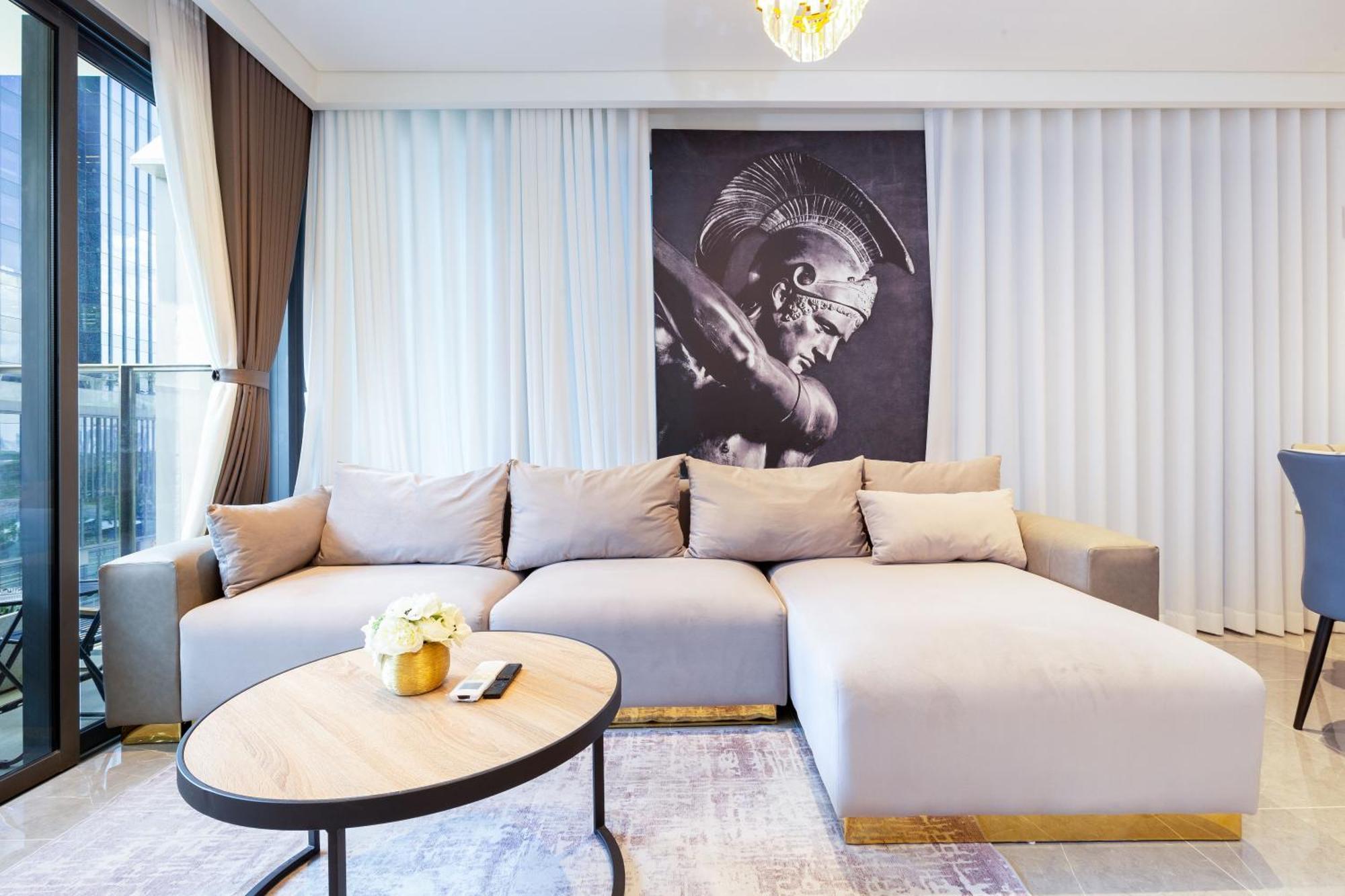 The Opera Apartment Cental Saigon Free Pool-Gym-Sauna Room- Golf Mini Thành Pho Ho Chí Minh Esterno foto