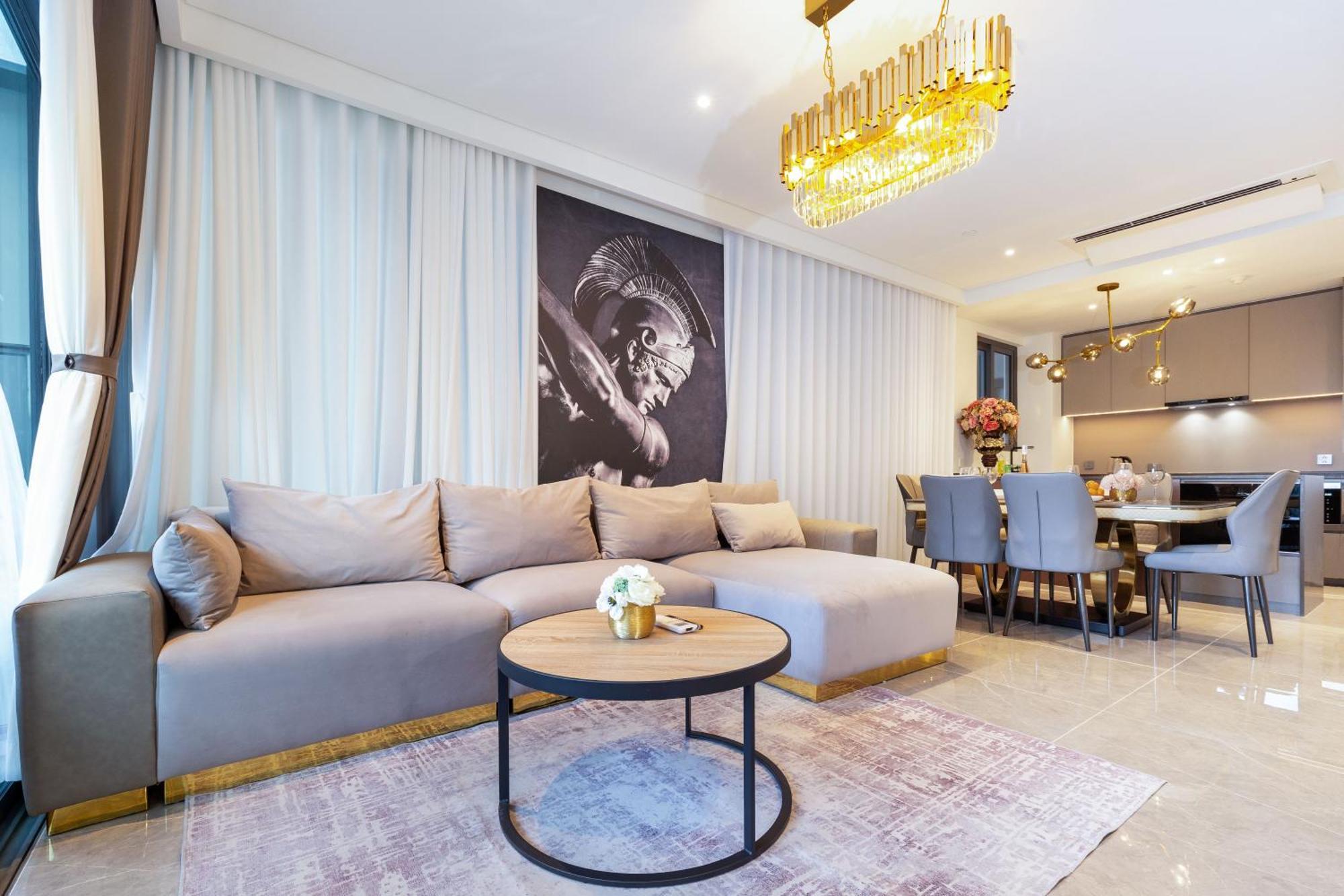 The Opera Apartment Cental Saigon Free Pool-Gym-Sauna Room- Golf Mini Thành Pho Ho Chí Minh Esterno foto
