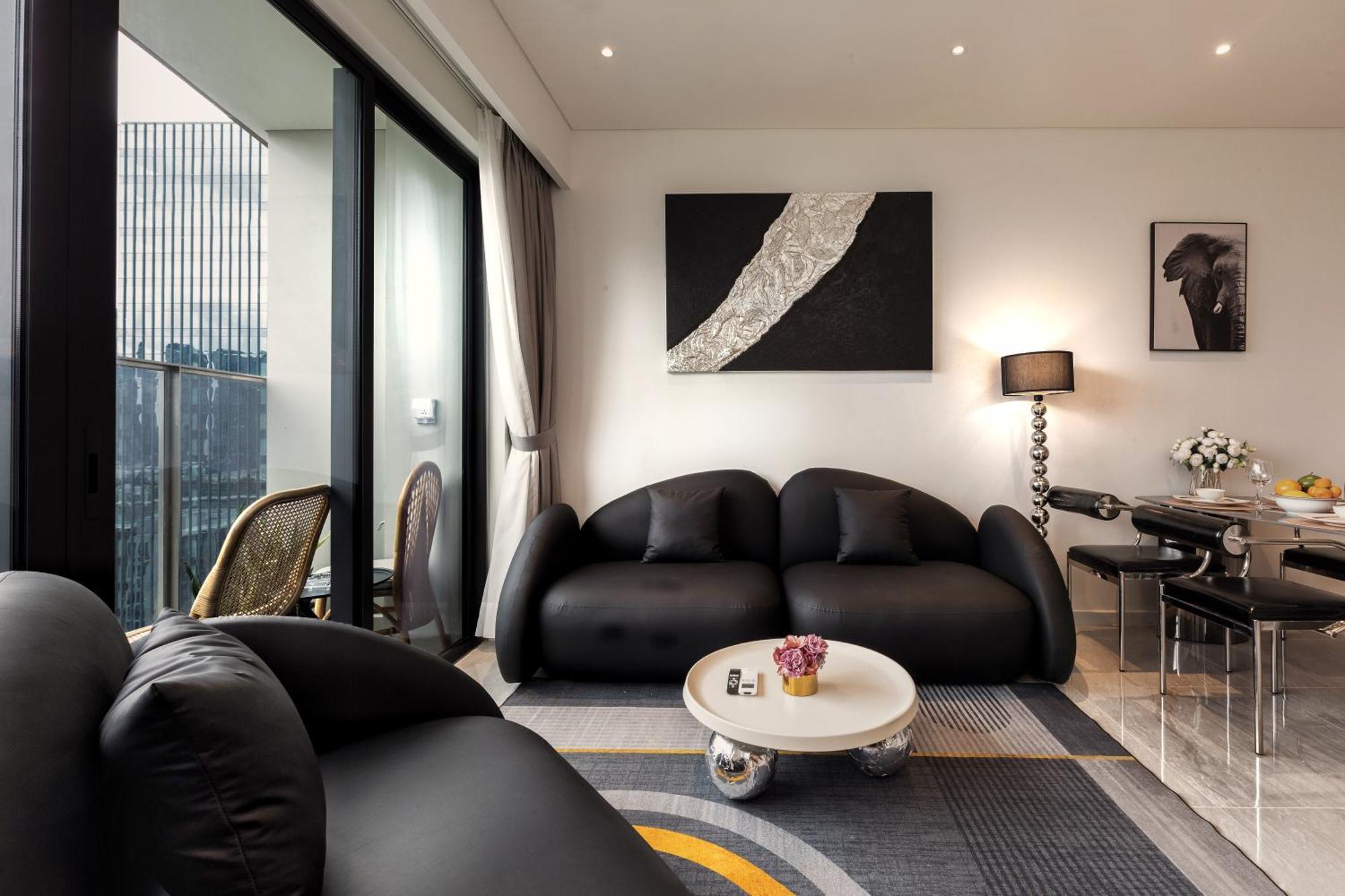 The Opera Apartment Cental Saigon Free Pool-Gym-Sauna Room- Golf Mini Thành Pho Ho Chí Minh Esterno foto