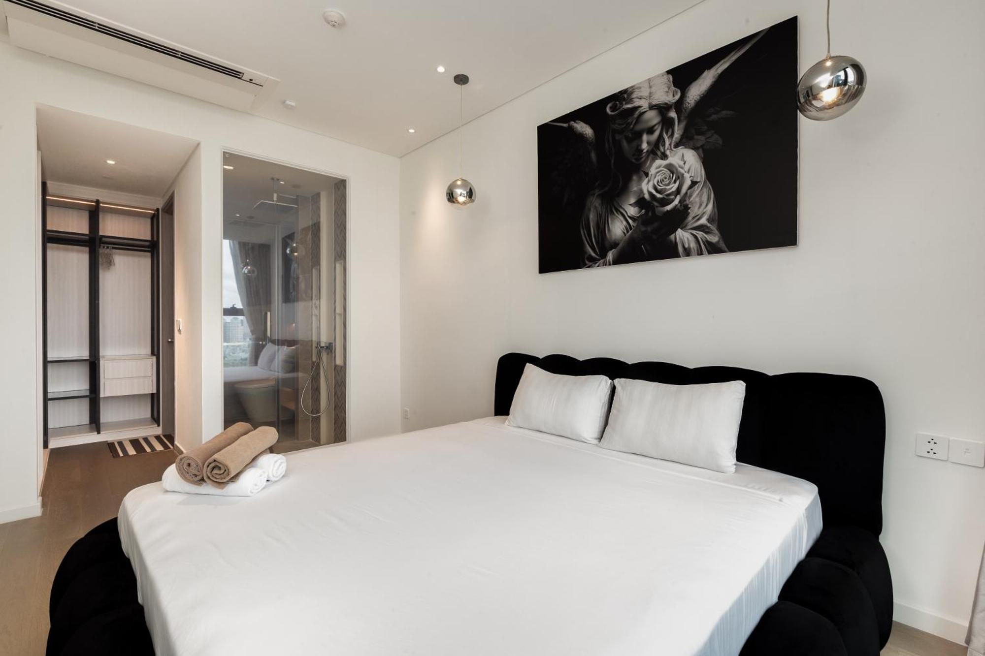 The Opera Apartment Cental Saigon Free Pool-Gym-Sauna Room- Golf Mini Thành Pho Ho Chí Minh Esterno foto